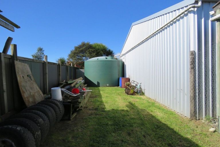 Photo of property in 183 Queen Street, Westport, 7825