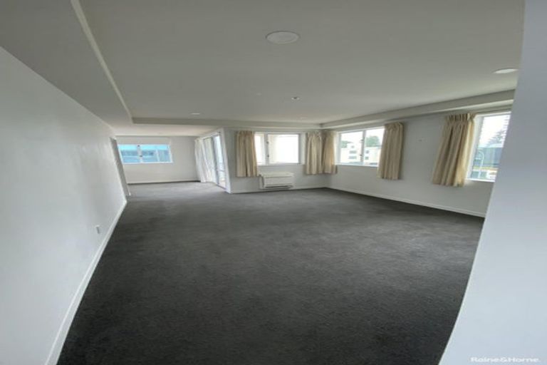 Photo of property in Beaumont Apartments, 14/12 Maunganui Road, Mount Maunganui, 3116