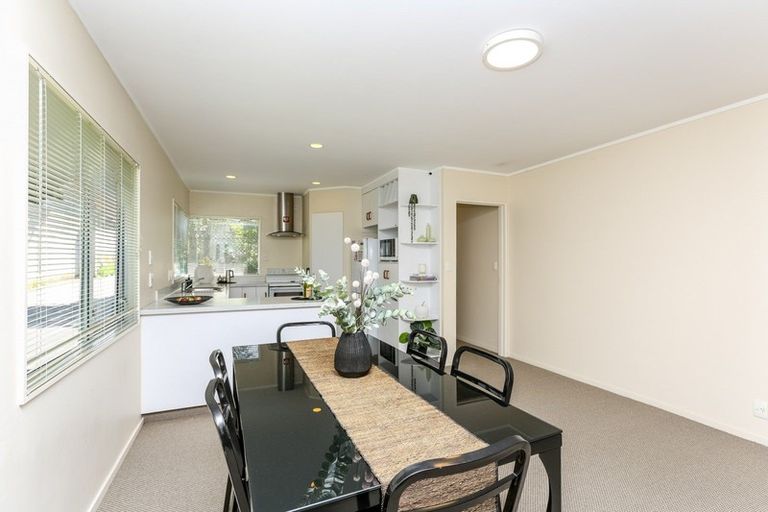 Photo of property in 96a Mangorei Road, Strandon, New Plymouth, 4312