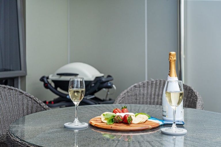 Photo of property in 281 Maunganui Road, Mount Maunganui, 3116