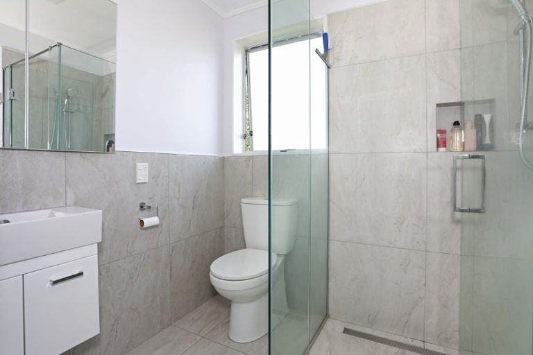 Photo of property in 2 Caroline Drive, Feilding, 4702