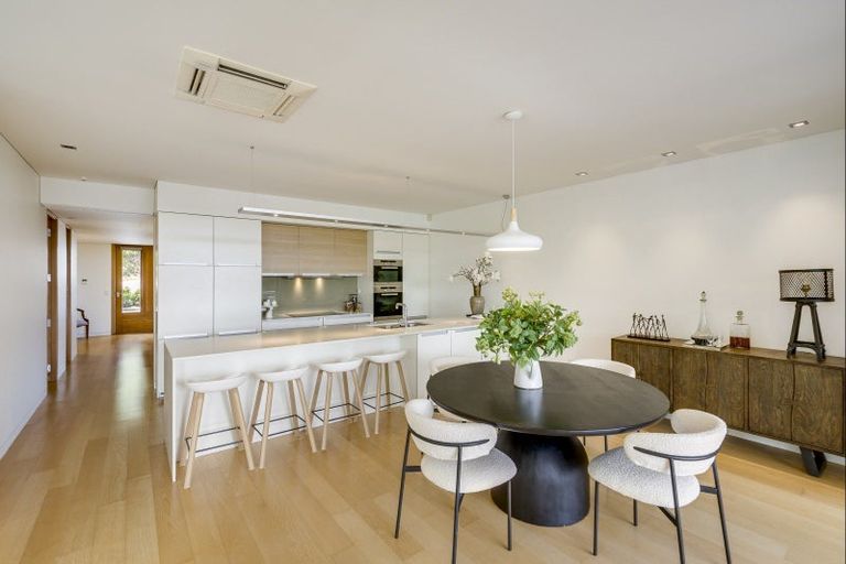 Photo of property in 6/5 Tanner Street, Havelock North, 4130