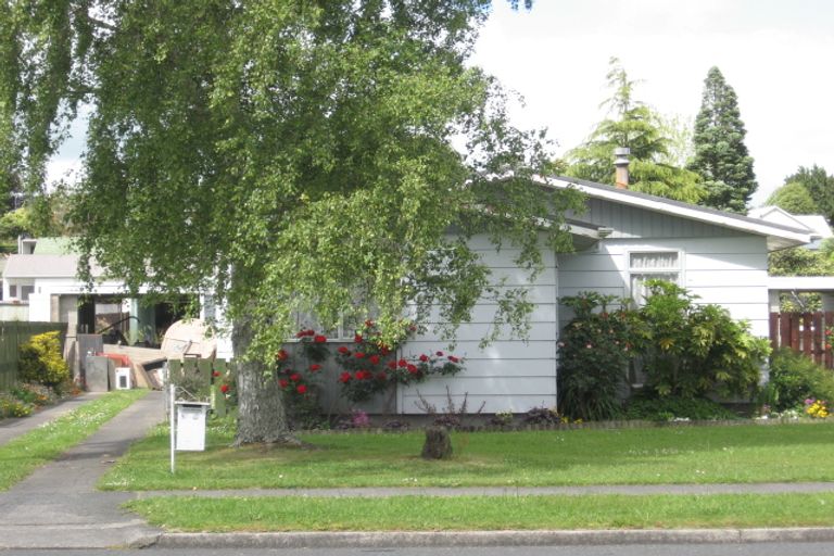 Photo of property in 76 Browning Street, Leamington, Cambridge, 3432