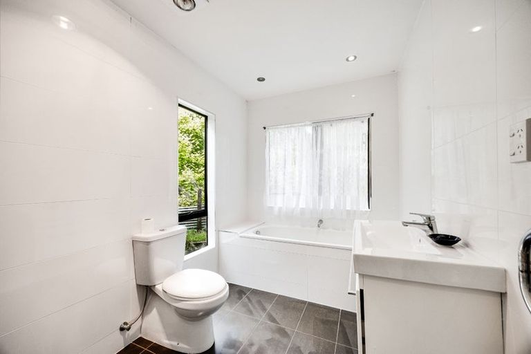 Photo of property in 24 Totara Road, Whenuapai, Auckland, 0618