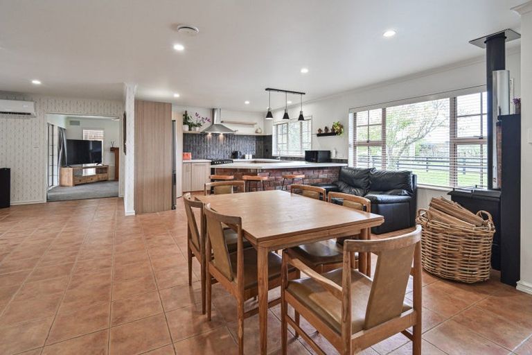 Photo of property in 525 Springfield Road, Puketapu, Napier, 4183