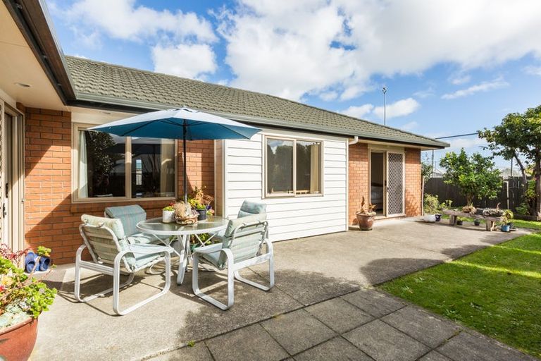 Photo of property in 63 Weraroa Road, Levin, 5510