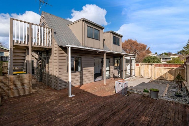 Photo of property in 92 Heta Road, Highlands Park, New Plymouth, 4312