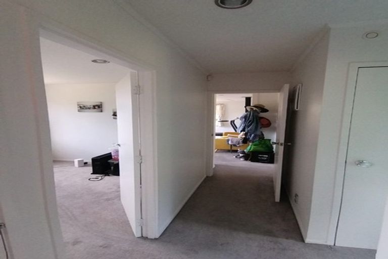 Photo of property in 10 Eugen Place, Bayview, Auckland, 0629