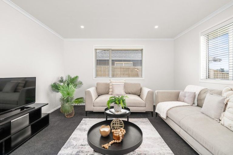 Photo of property in 30 Te Piriti Road, One Tree Point, 0118