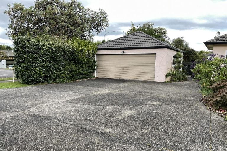 Photo of property in 11 College Street, Awapuni, Palmerston North, 4412