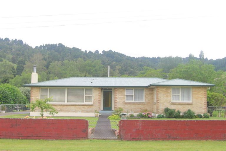Photo of property in 64 Taupo Road, Taumarunui, 3920