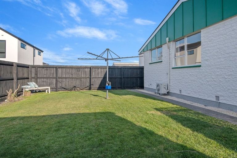 Photo of property in 4/4 Division Street, Riccarton, Christchurch, 8041