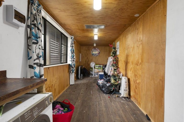 Photo of property in 14 Ngareta Street, Marton, 4710