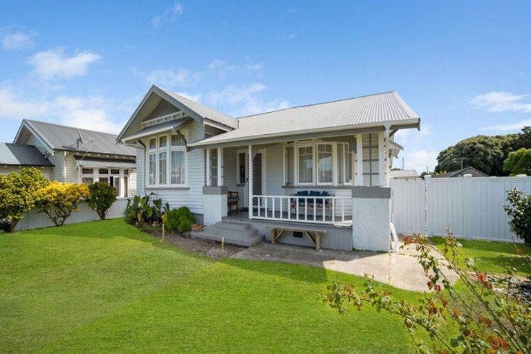 Photo of property in 195 Derby Street, Gisborne, 4010