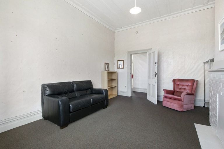 Photo of property in 186 Queen Street North, North Dunedin, Dunedin, 9016