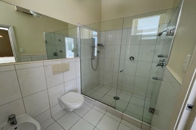 Photo of property in 1/3 Brown Street, Hauraki, Auckland, 0622