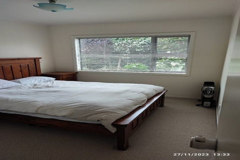 Photo of property in 3 Dayspring Way, Pakuranga, Auckland, 2010