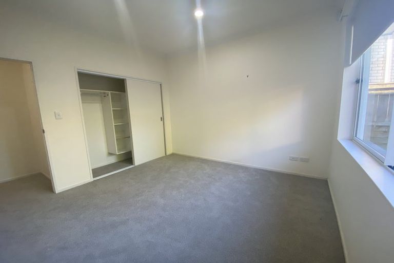 Photo of property in 18 Askerne Drive, Flat Bush, Auckland, 2016
