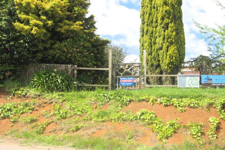 Photo of property in 109 Fencourt Road, Cambridge, 3496