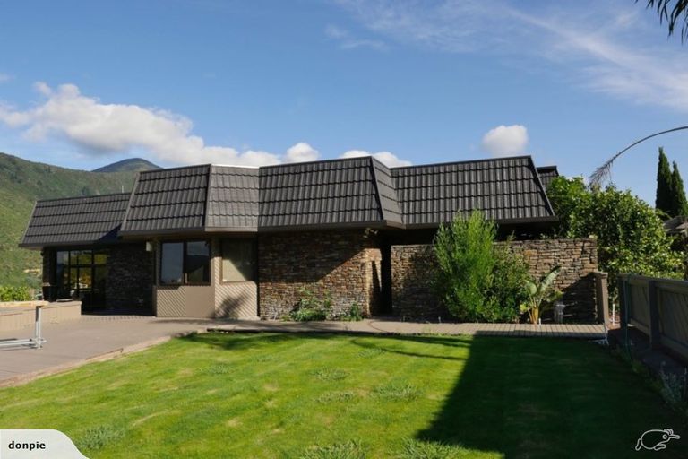 Photo of property in 41 Marina Drive, Waikawa, Picton, 7220