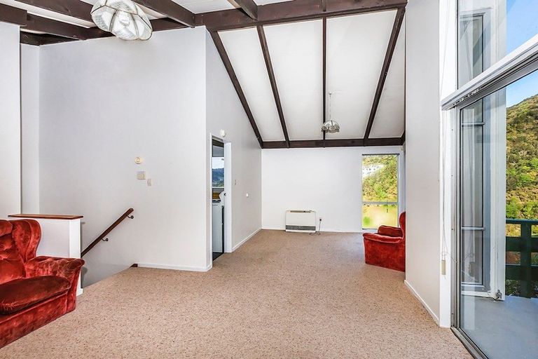 Photo of property in 7a Buxton Avenue, Karori, Wellington, 6012