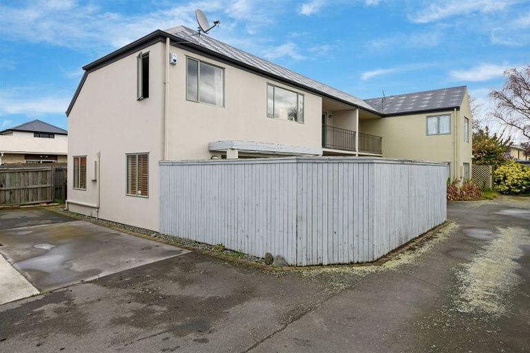 Photo of property in 1/19 Hills Road, Edgeware, Christchurch, 8013