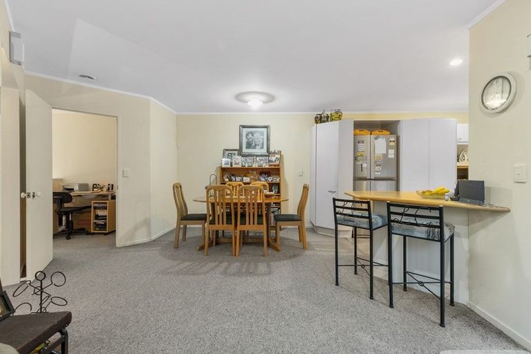Photo of property in 50 Bronzewing Terrace, Unsworth Heights, Auckland, 0632