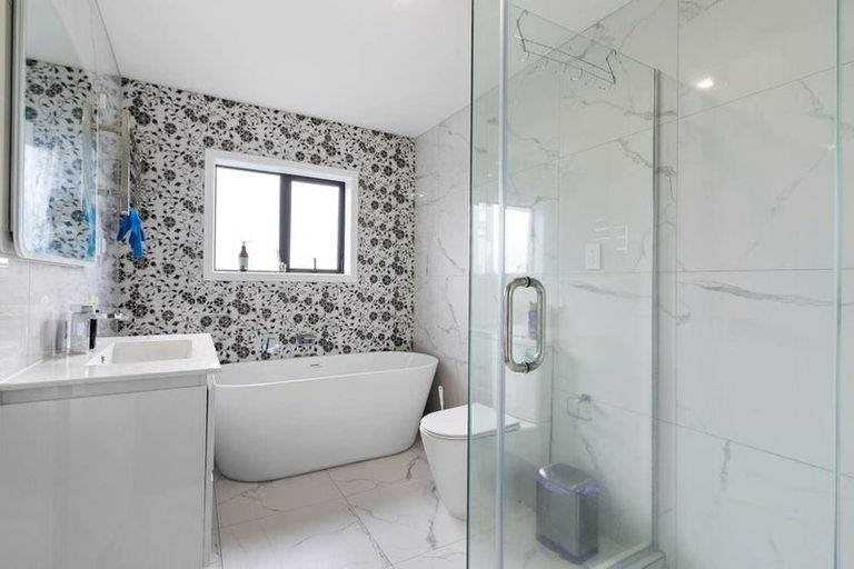 Photo of property in 7 Juvena Place, Clover Park, Auckland, 2019