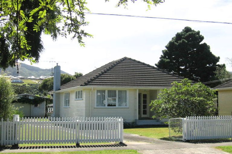 Photo of property in 30 Tennyson Street, Trentham, Upper Hutt, 5018