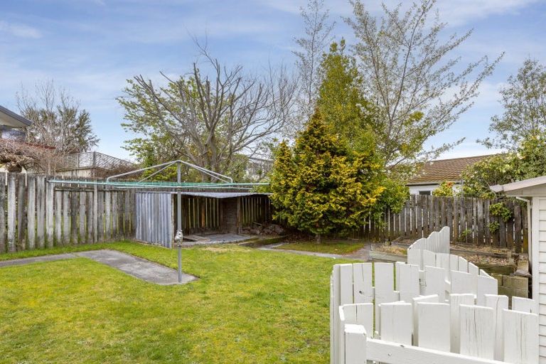 Photo of property in 2 Gladstone Grove, Richmond Heights, Taupo, 3330