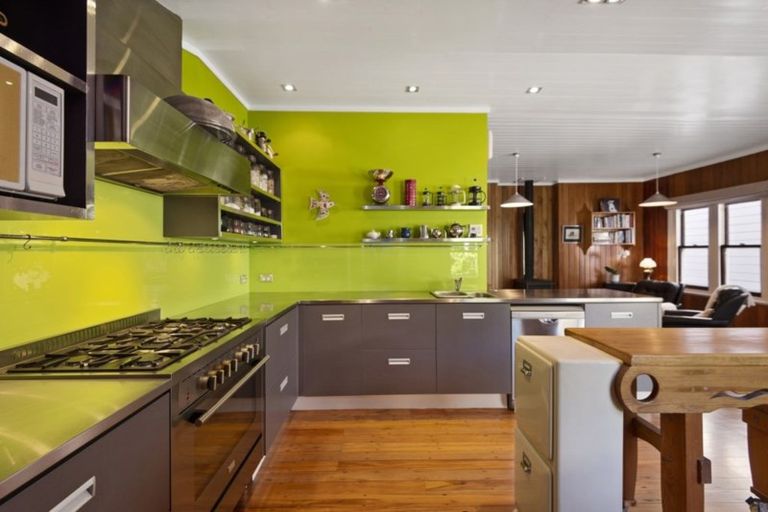 Photo of property in 16 Godley Quay, Lyttelton, 8082