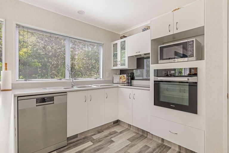 Photo of property in 14 Thelma Place, Lynmore, Rotorua, 3010