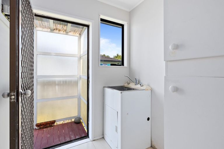 Photo of property in 2/5 Ebenezer Way, Clendon Park, Auckland, 2103