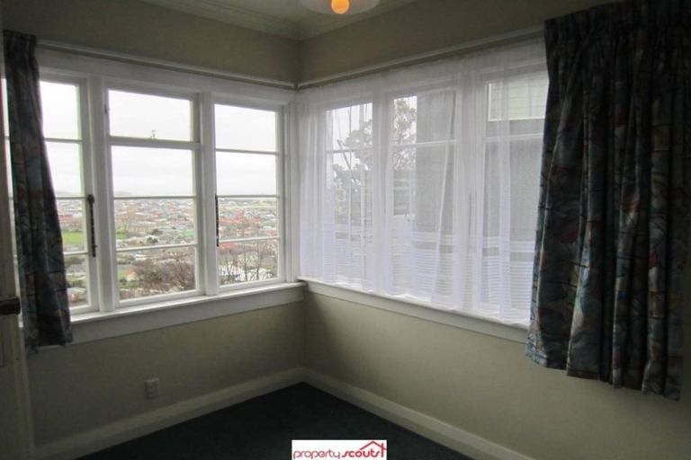 Photo of property in 65 Easther Crescent, Kew, Dunedin, 9012