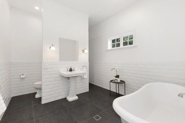 Photo of property in 21 Piako Road, Claudelands, Hamilton, 3214