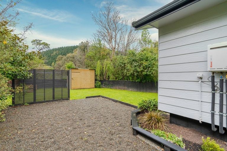 Photo of property in 28 Buckley Grove, Paraparaumu, 5032