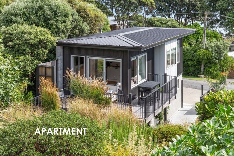 Photo of property in 15 Karekare Road, Raumati South, Paraparaumu, 5032