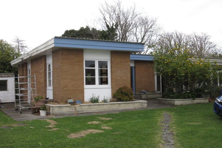 Photo of property in 29 Alexander Road, Raumati Beach, Paraparaumu, 5032