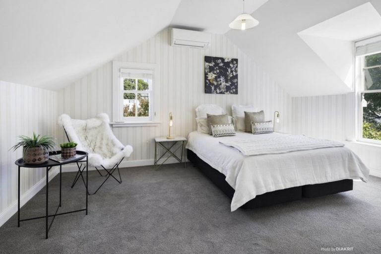 Photo of property in 10 Harriett Street, Thorndon, Wellington, 6011