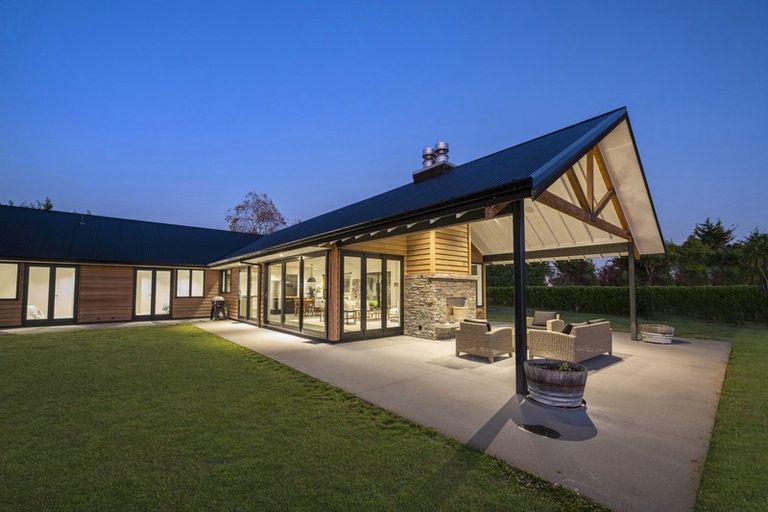 Photo of property in 126 Blackbridge Road, Karaka, Papakura, 2580