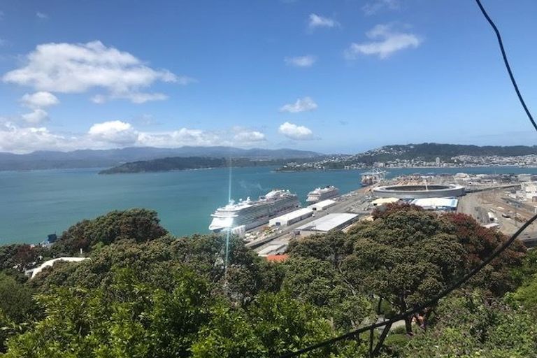 Photo of property in 12 Anne Street, Wadestown, Wellington, 6012