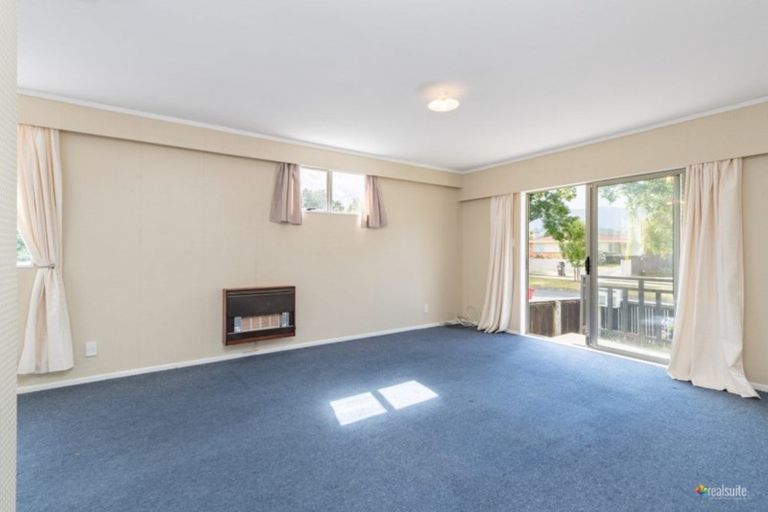Photo of property in 1/202 California Drive, Totara Park, Upper Hutt, 5018