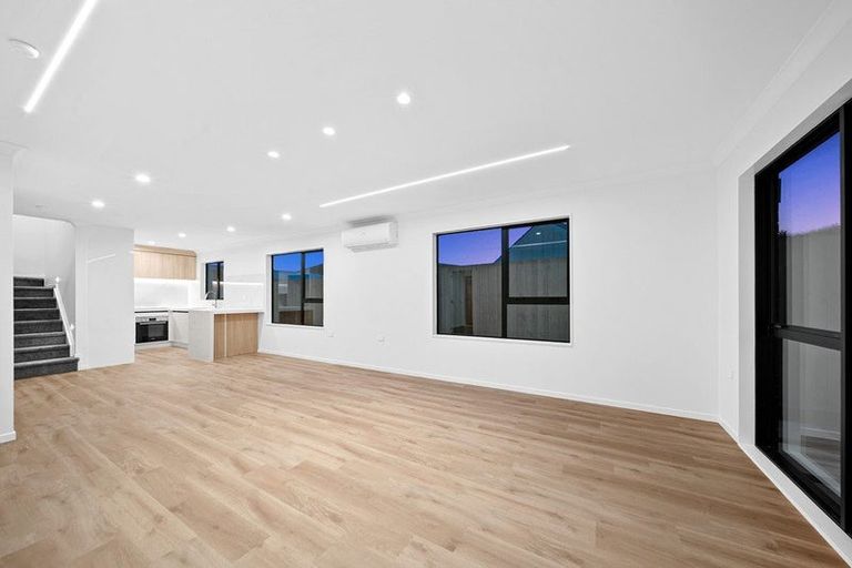 Photo of property in 29a Hywell Place, Manurewa, Auckland, 2102