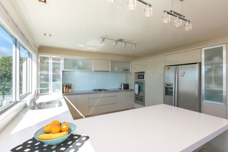 Photo of property in 22a Belt Road, Moturoa, New Plymouth, 4310