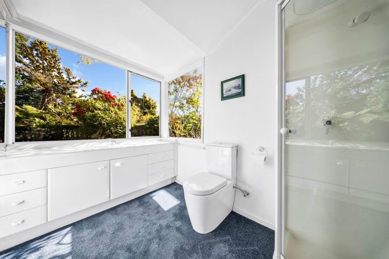 Photo of property in 130 Point View Drive, East Tamaki Heights, Auckland, 2016