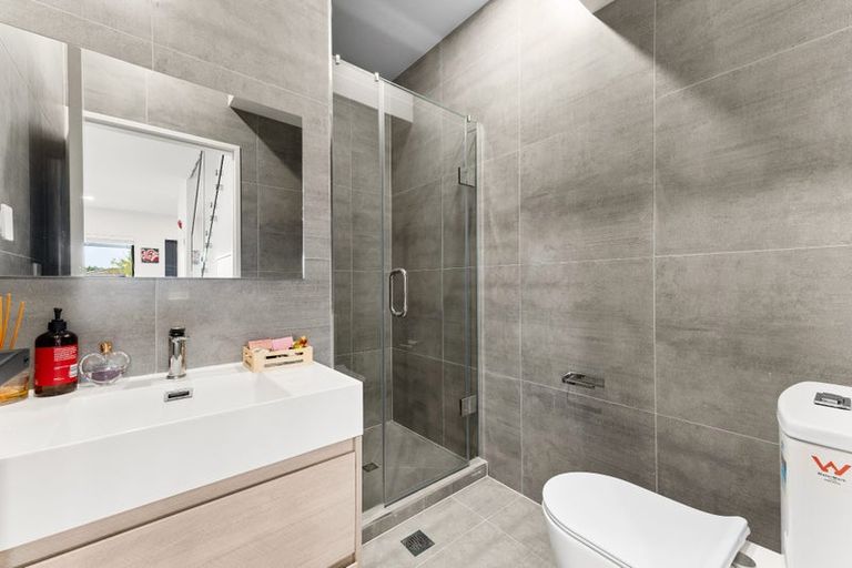 Photo of property in 23d Princeton Parade, Albany, Auckland, 0632