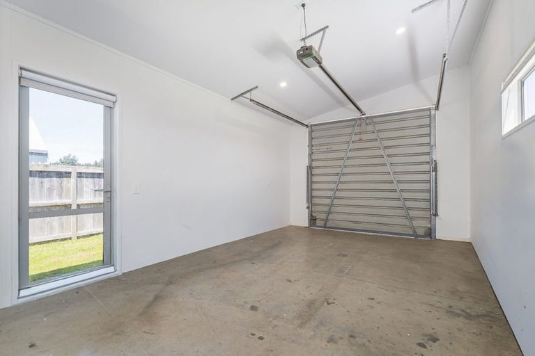 Photo of property in 42 Longreach Drive, Cooks Beach, Whitianga, 3591