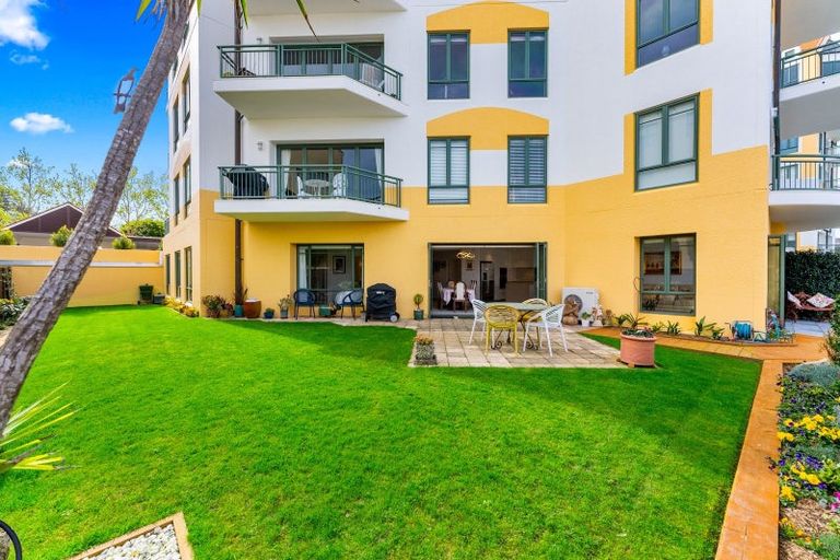 Photo of property in 43 Waterside Crescent, Gulf Harbour, Whangaparaoa, 0930