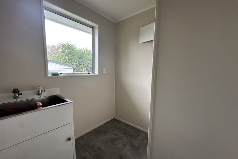 Photo of property in 8 Citril Place, Red Hill, Papakura, 2110