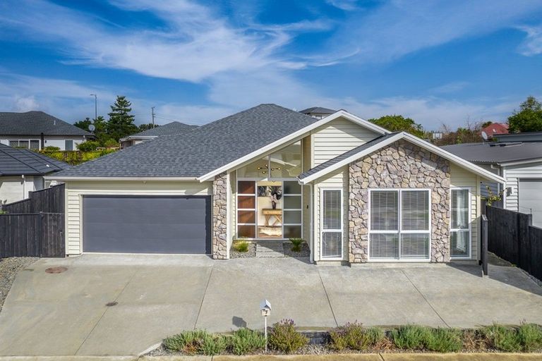 Photo of property in 3 Dida Park Drive, Kumeu, 0810